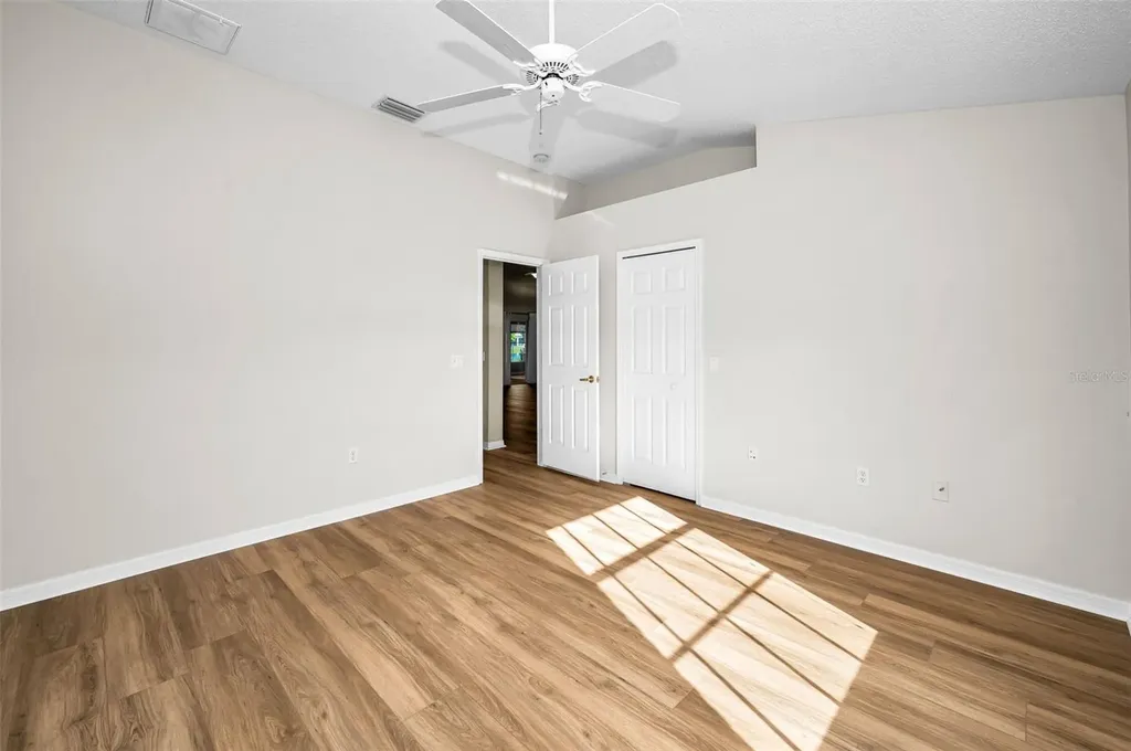 1933 Arbor Knoll Loop Trinity FL 34655
