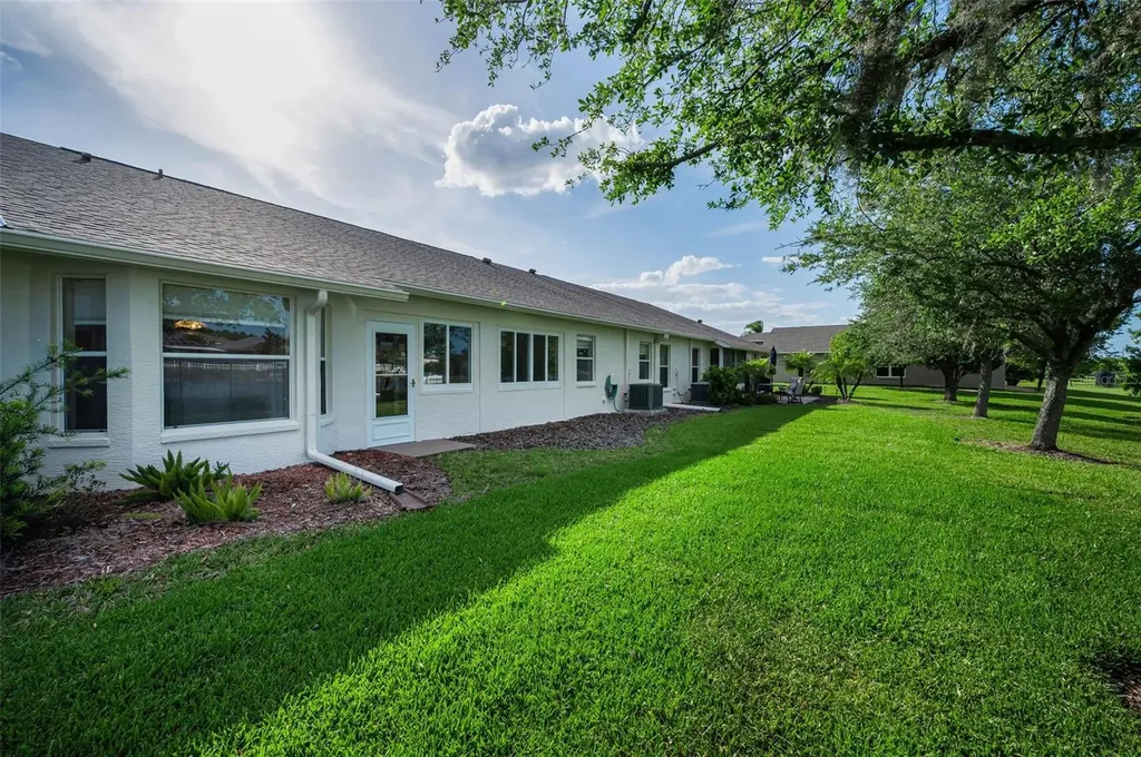 1933 Arbor Knoll Loop Trinity FL 34655