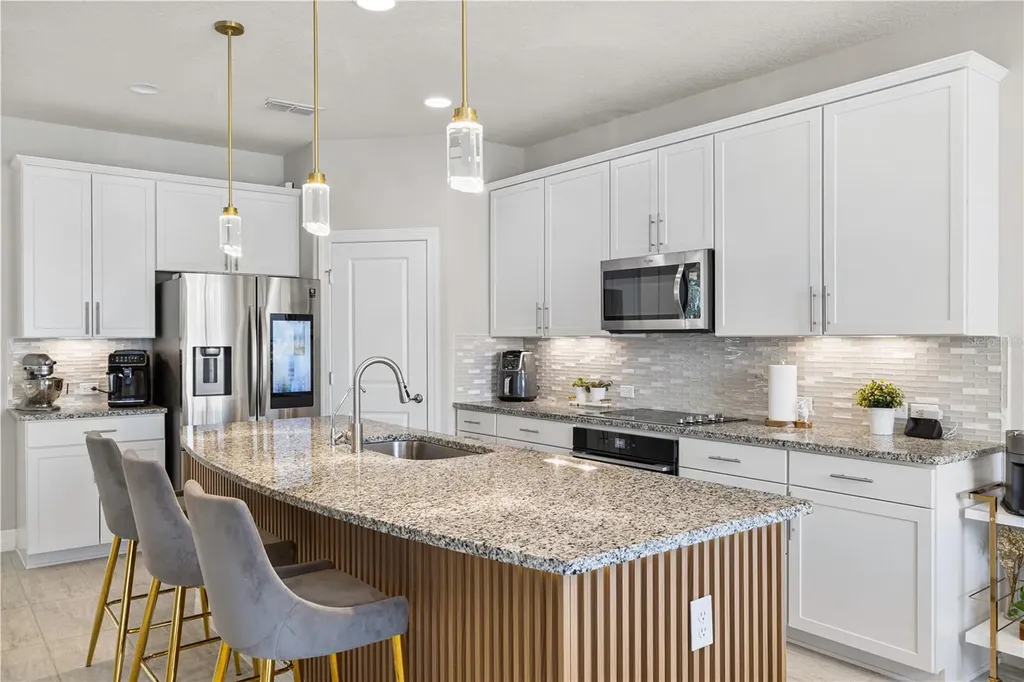 1623 Regal River Circle Ocoee FL 34761