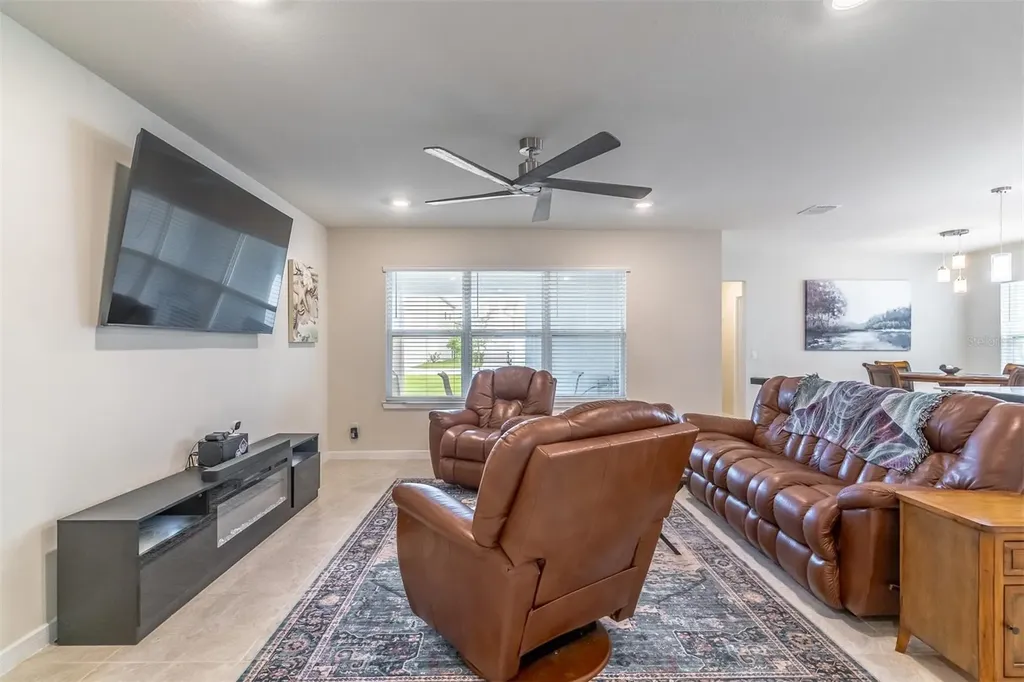 6074 Windy Leaf Alley St Cloud FL 34771