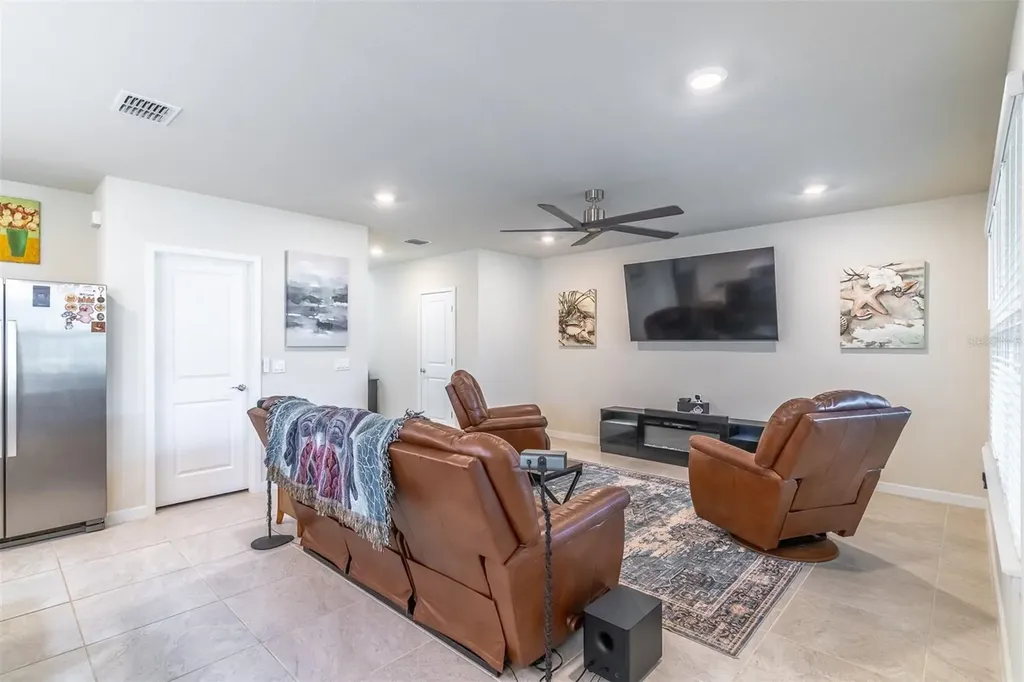6074 Windy Leaf Alley St Cloud FL 34771