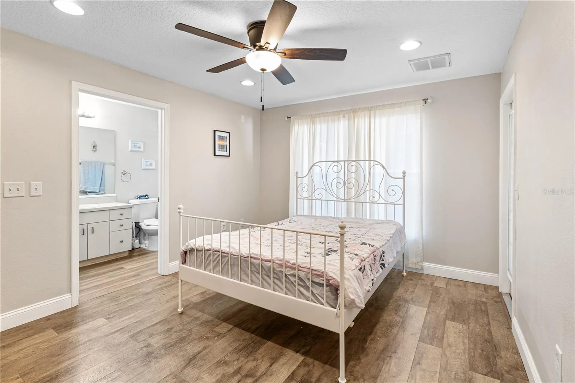 2209 Pleasure Run Drive Ruskin FL 33570