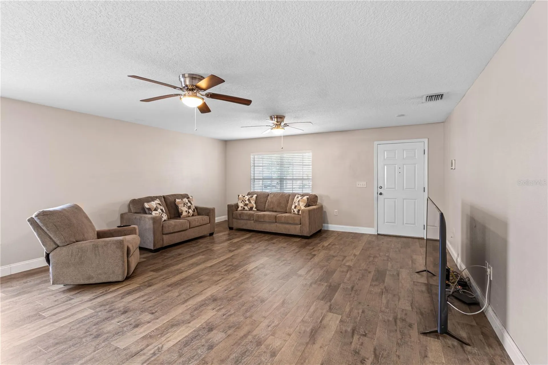 2209 Pleasure Run Drive Ruskin FL 33570