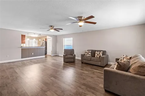 2209 Pleasure Run Drive Ruskin FL 33570