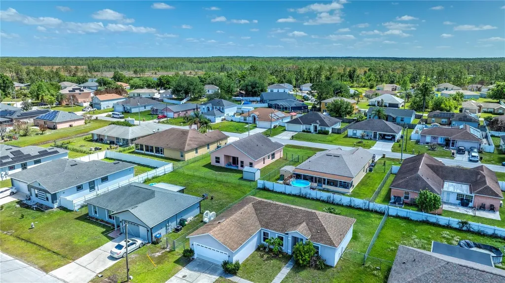 716 Versailles Lane Kissimmee FL 34759