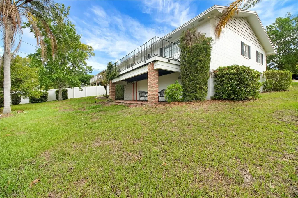 2214 Topping Place Eustis FL 32726