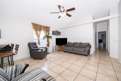 1717 Chatham Circle Apopka FL 32703