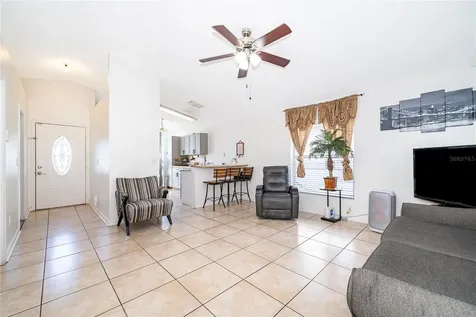 1717 Chatham Circle Apopka FL 32703