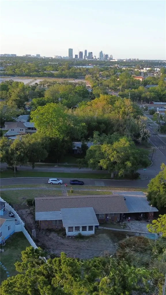 400 Lake Maggiore Boulevard S St Petersburg FL 33705