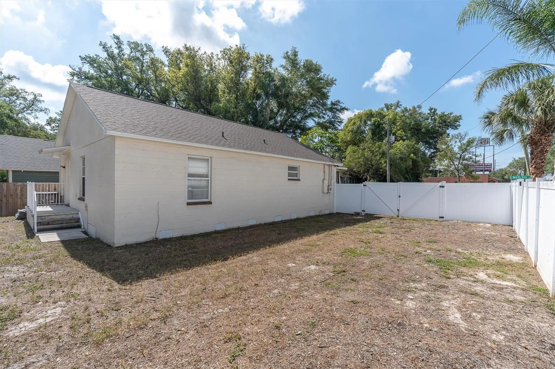 802 E North Bay Street Tampa FL 33603