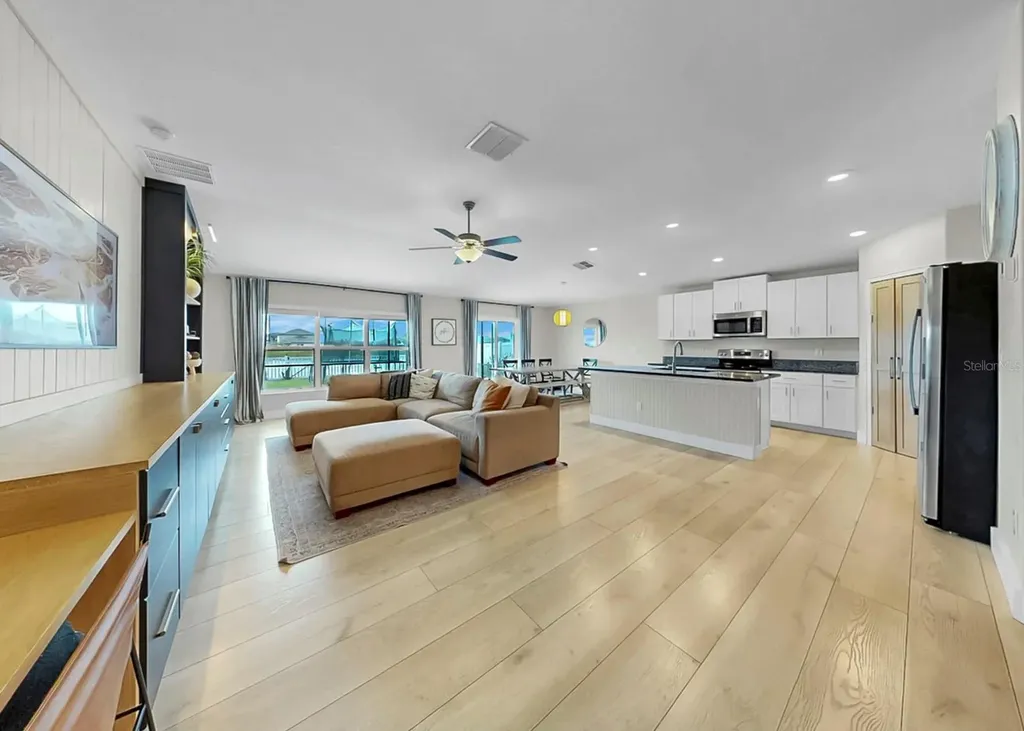 13327 Great Plains Drive Riverview FL 33579