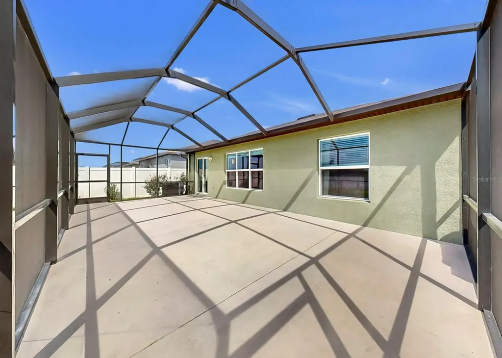 13327 Great Plains Drive Riverview FL 33579