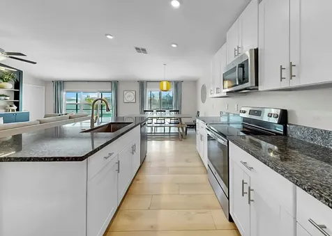 13327 Great Plains Drive Riverview FL 33579