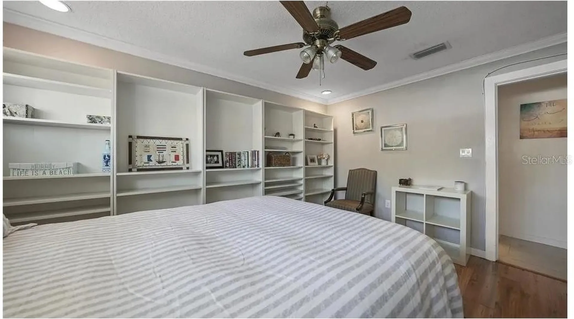2782 Woodgate Lane Sarasota FL 34231