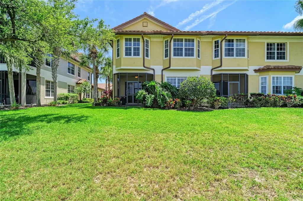 8432 Miramar Way Lakewood Ranch FL 34202