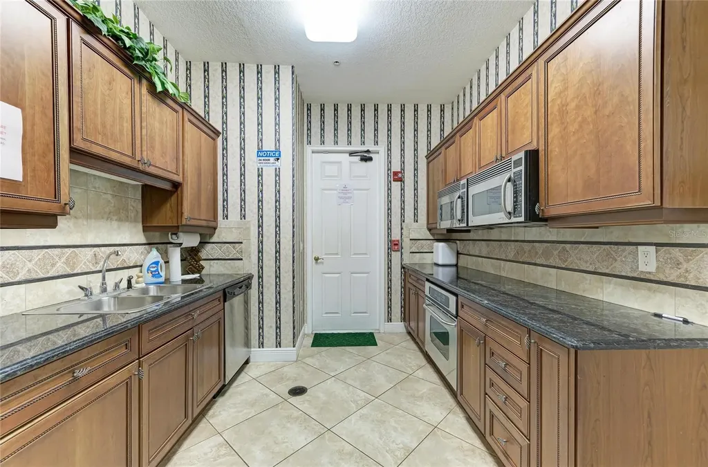 8432 Miramar Way Lakewood Ranch FL 34202