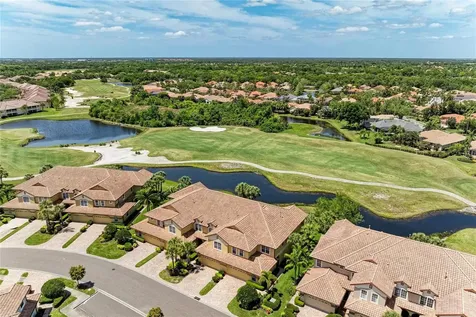 8432 Miramar Way Lakewood Ranch FL 34202