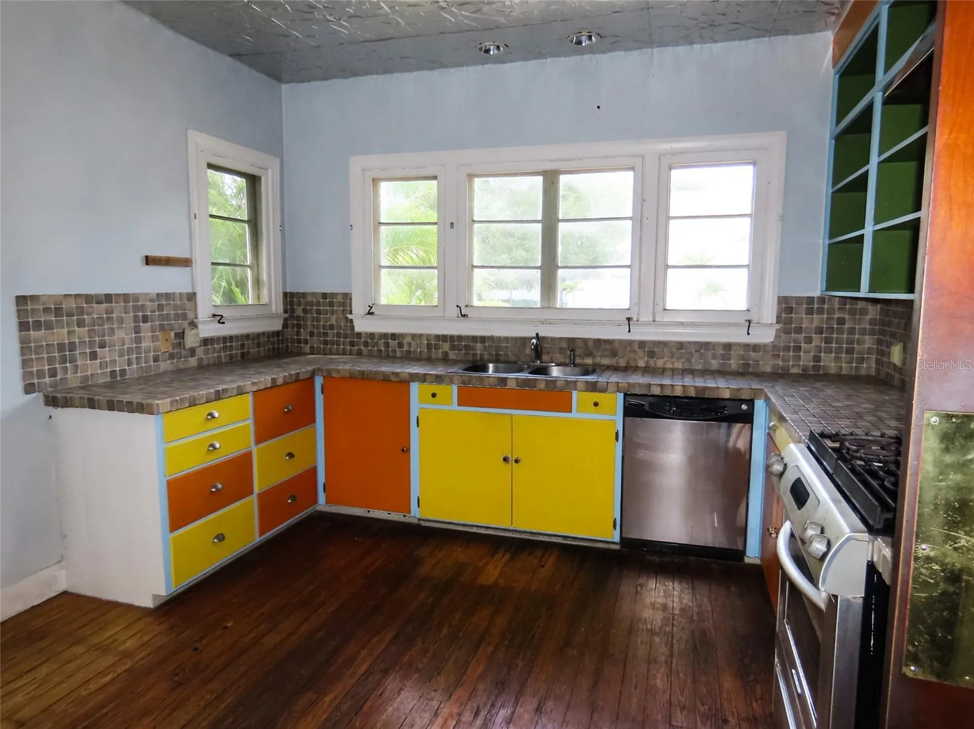 408 27th Street W Bradenton FL 34205