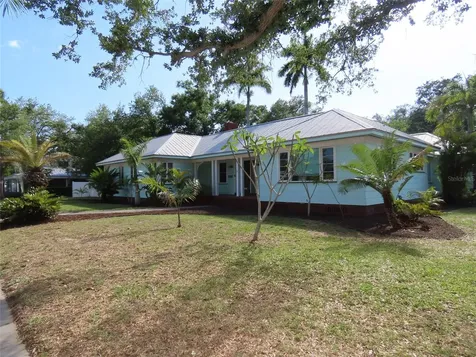 408 27th Street W Bradenton FL 34205