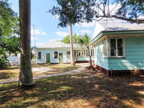 408 27th Street W Bradenton FL 34205