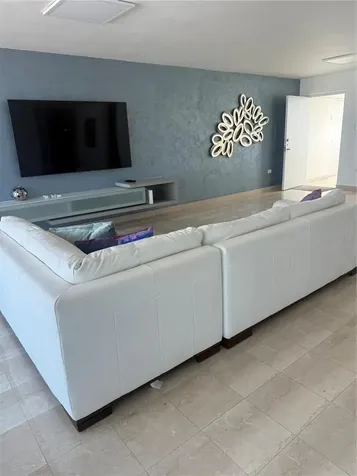 7063 Avenue Los Gobernadores Carolina PR 00979