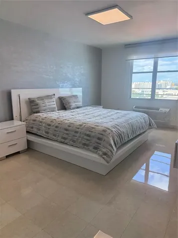 7063 Avenue Los Gobernadores Carolina PR 00979