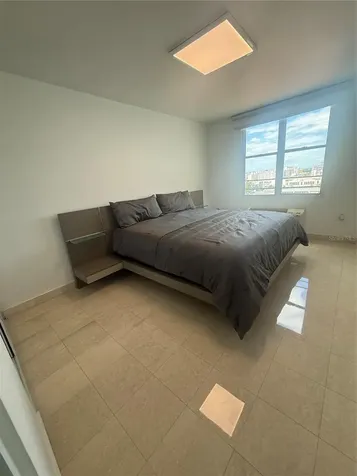 7063 Avenue Los Gobernadores Carolina PR 00979