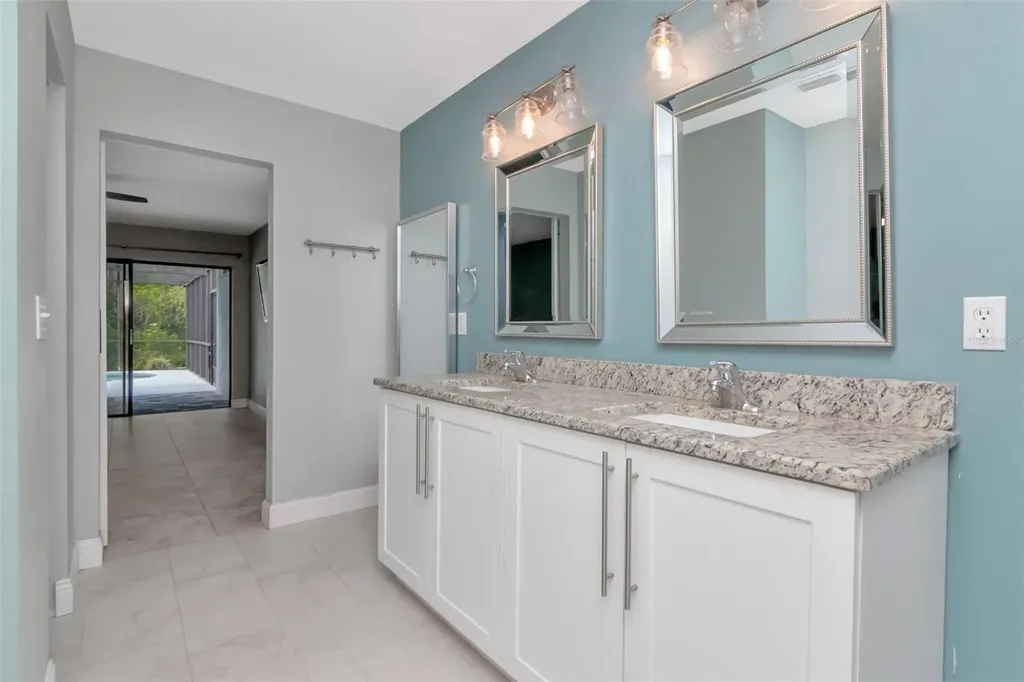 16120 Oakmanor Drive Tampa FL 33624
