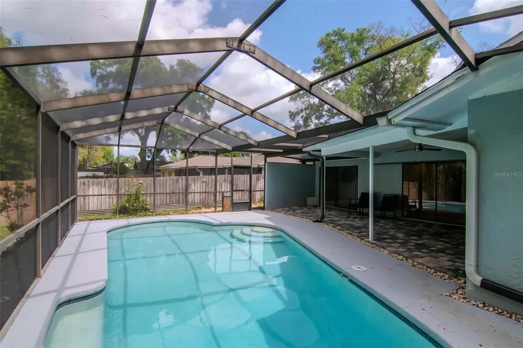 16120 Oakmanor Drive Tampa FL 33624