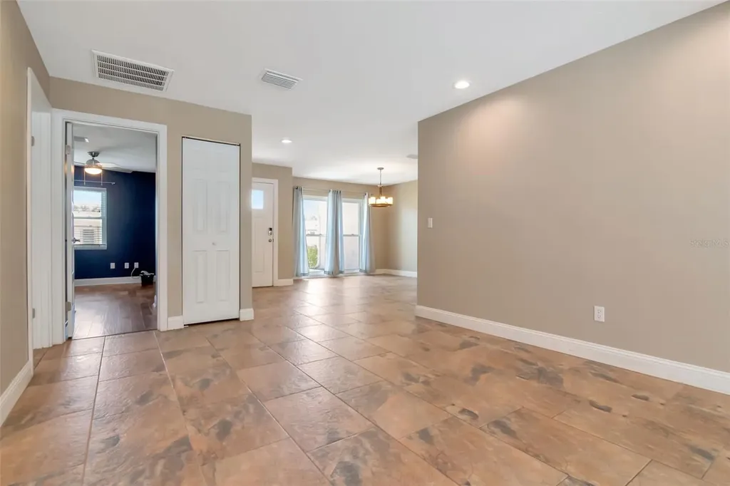 16120 Oakmanor Drive Tampa FL 33624