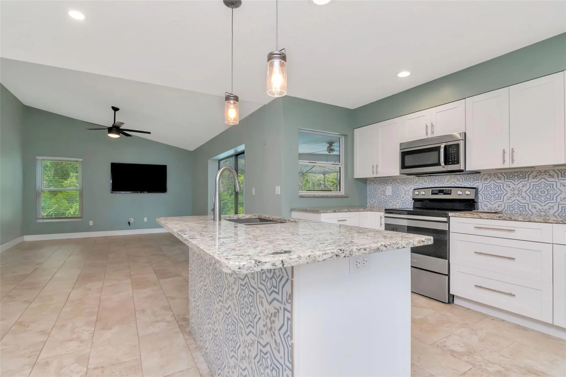 16120 Oakmanor Drive Tampa FL 33624