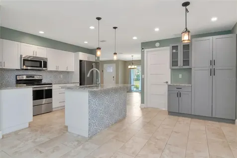 16120 Oakmanor Drive Tampa FL 33624