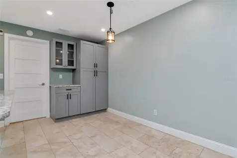 16120 Oakmanor Drive Tampa FL 33624