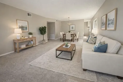 2402 Ecuadorian Way Clearwater FL 33763