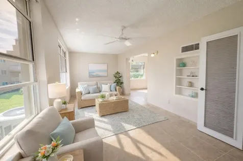 2402 Ecuadorian Way Clearwater FL 33763