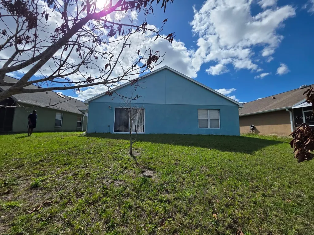2319 Lily Pad Lane Kissimmee FL 34743