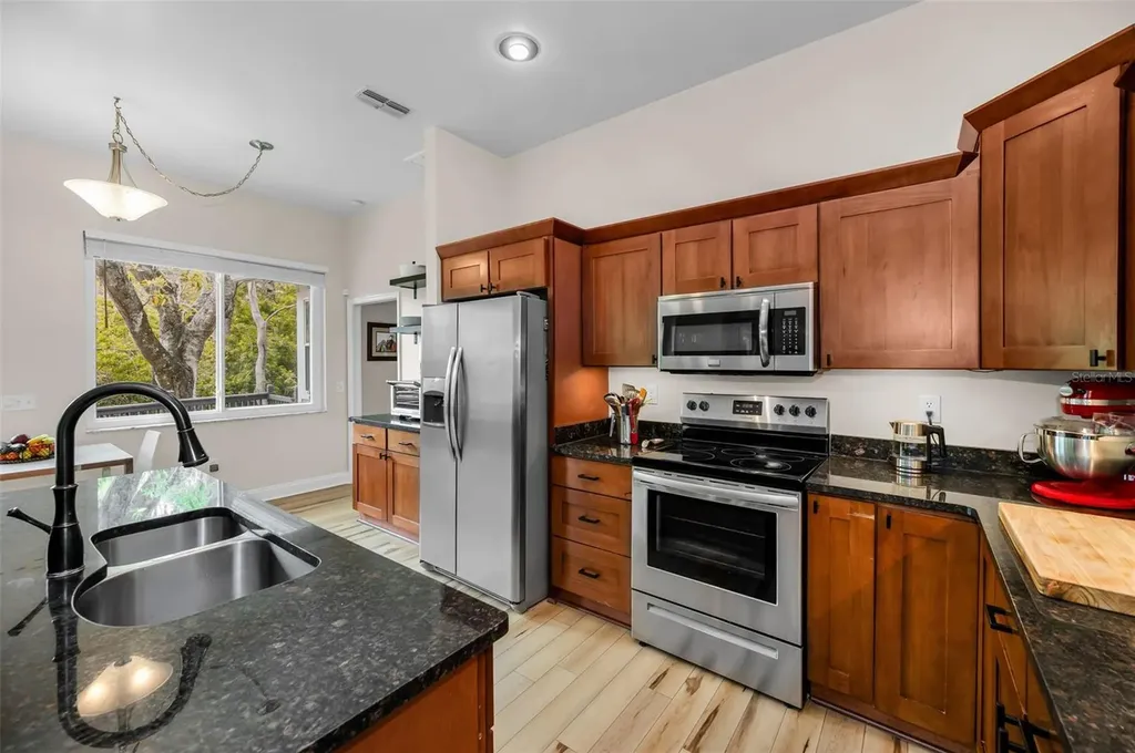 2997 Eagle Estates Circle E Clearwater FL 33761