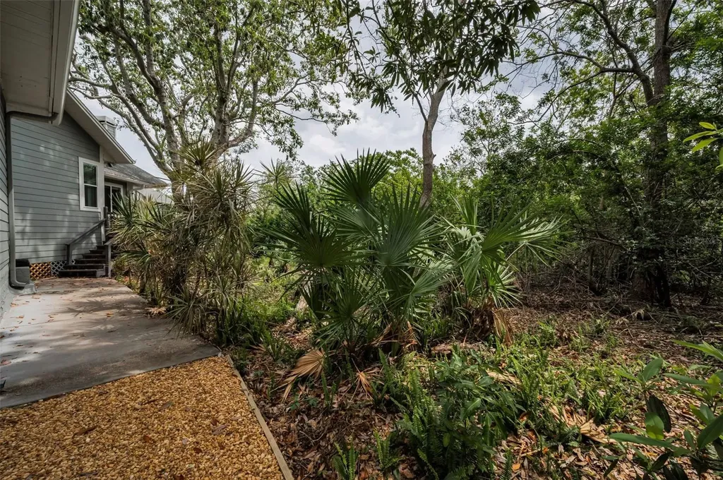 2997 Eagle Estates Circle E Clearwater FL 33761