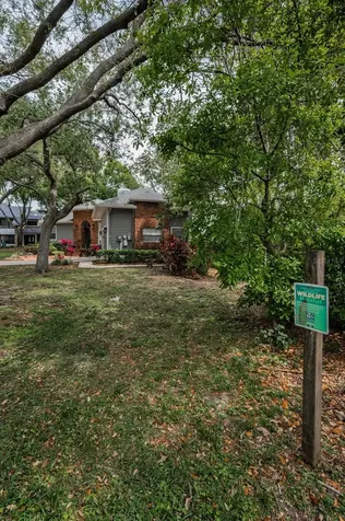 2997 Eagle Estates Circle E Clearwater FL 33761