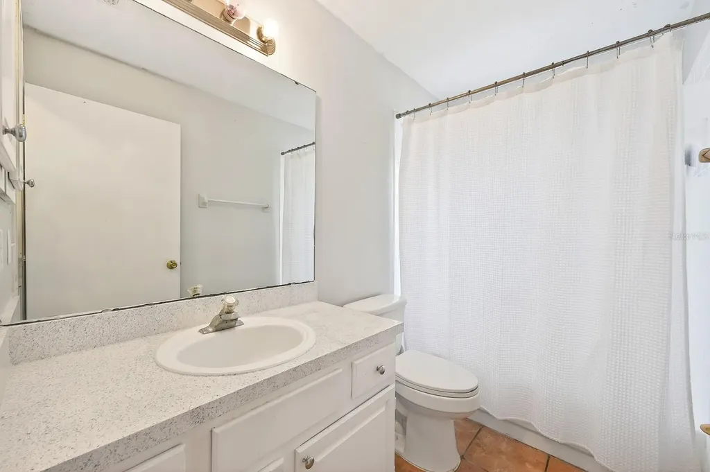 2037 Greystone Trail Orlando FL 32818