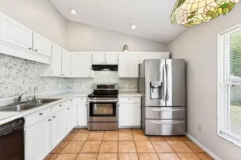 2037 Greystone Trail Orlando FL 32818