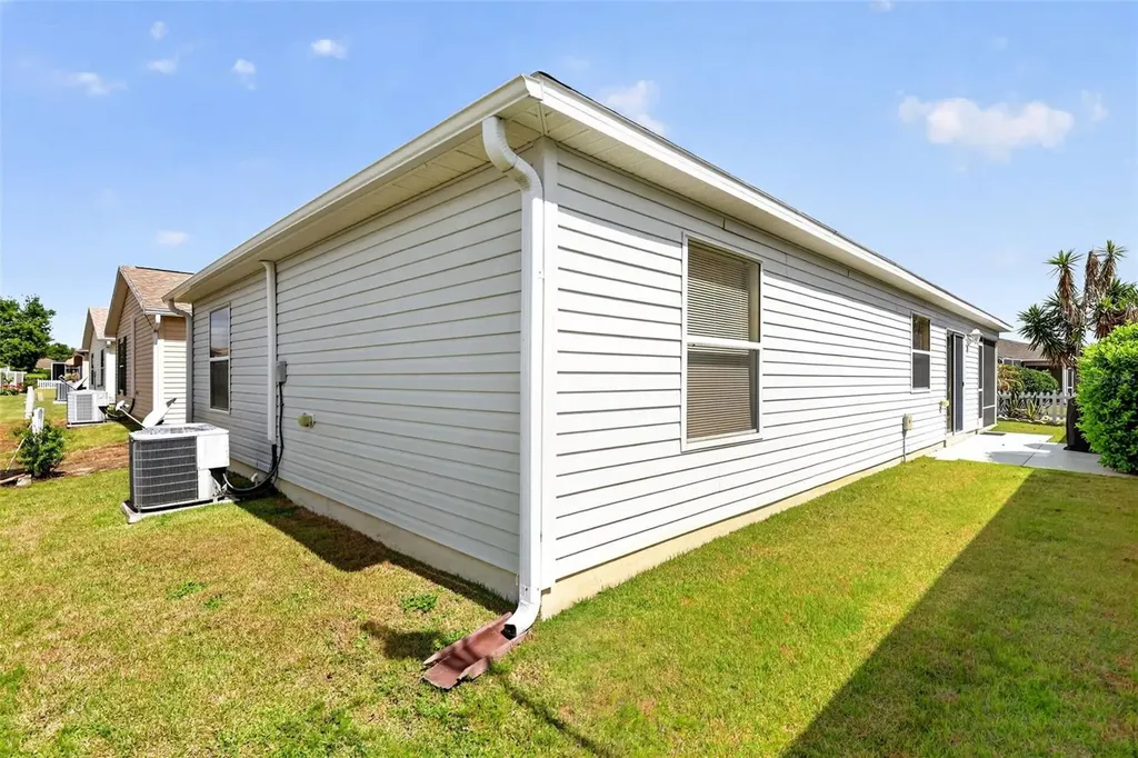 1460 Crestwood Lane The Villages FL 32162