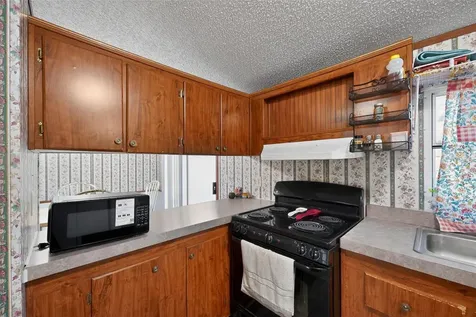27132 New Front Street Hilliard FL 32046