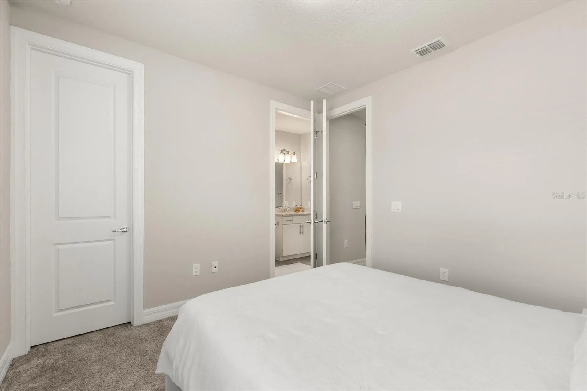 11364 Lemon Lake Boulevard Orlando FL 32836