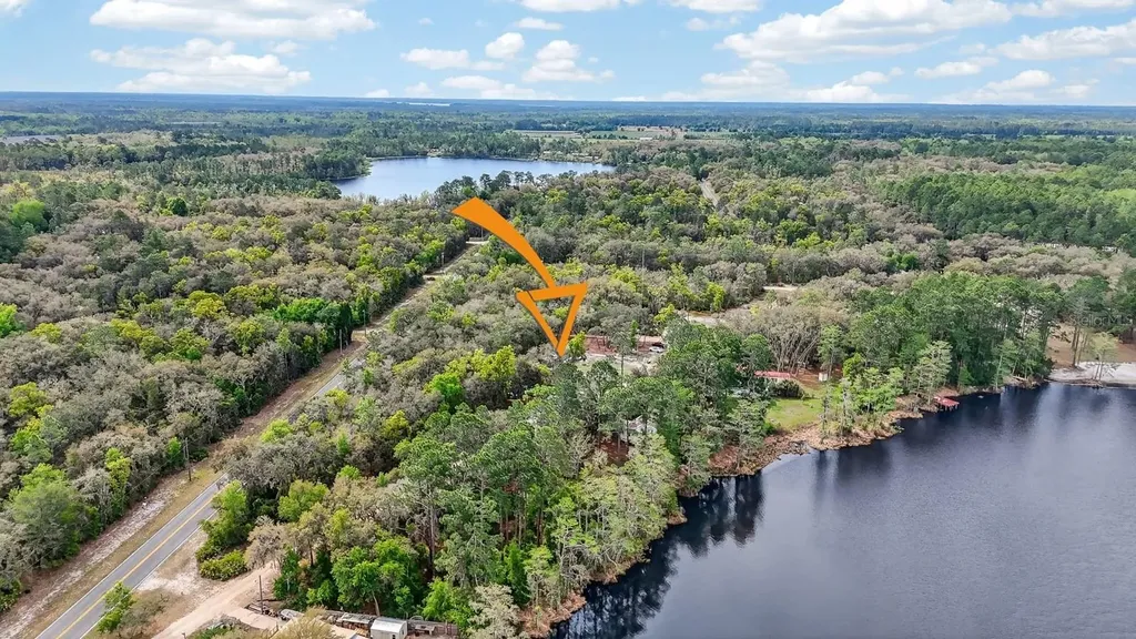 112 Palmer Drive Interlachen FL 32148