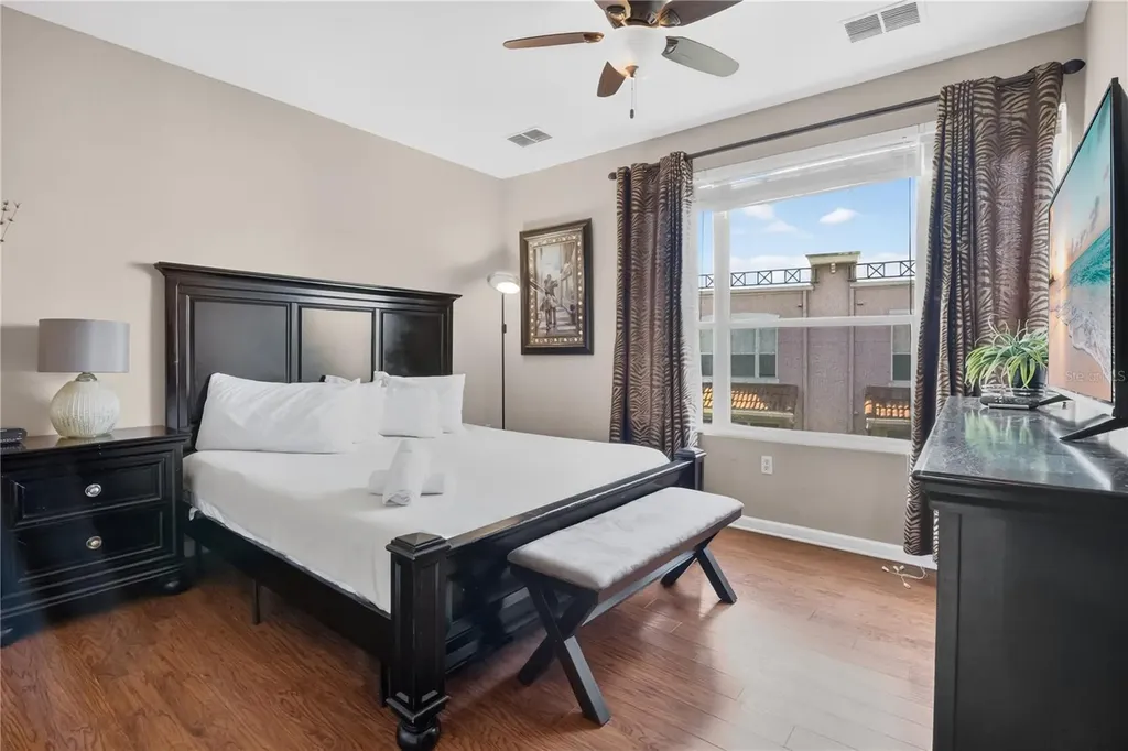 5064 Tideview Circle Orlando FL 32819