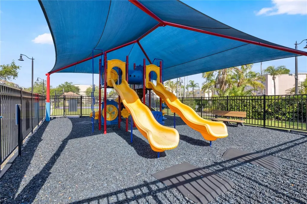 5064 Tideview Circle Orlando FL 32819