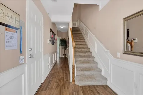 5064 Tideview Circle Orlando FL 32819
