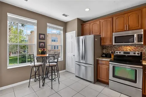 5064 Tideview Circle Orlando FL 32819