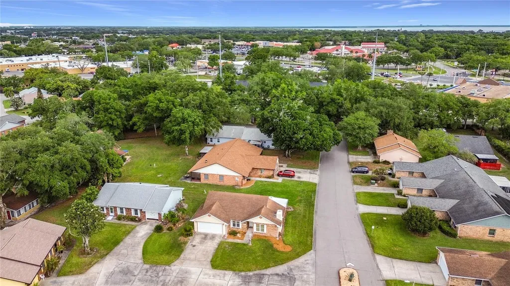 1144 Monroe Avenue St Cloud FL 34769